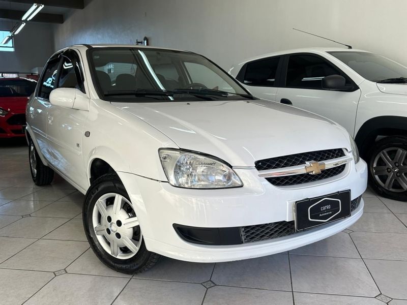 Chevrolet CLASSIC 1.0 MPFI LS 8V FLEX 4P MANUAL 2011/2012 CARRO AUTOMARCAS CAXIAS DO SUL / Carros no Vale