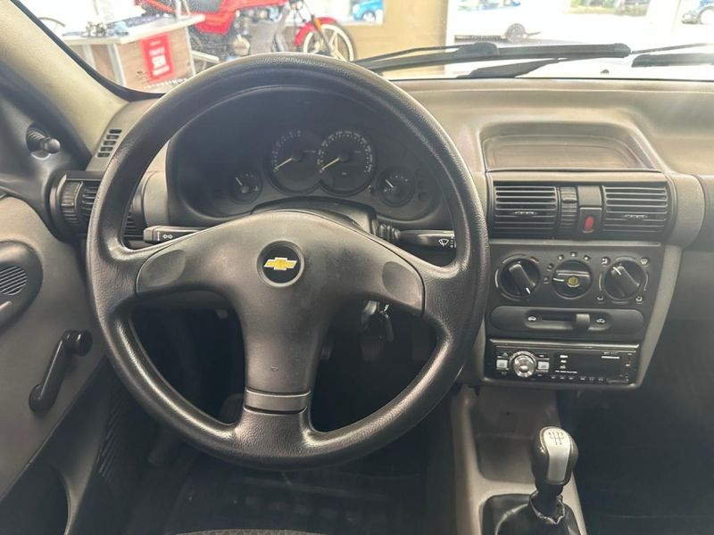 Chevrolet CLASSIC 1.0 MPFI LS 8V FLEX 4P MANUAL 2011/2012 CARRO AUTOMARCAS CAXIAS DO SUL / Carros no Vale