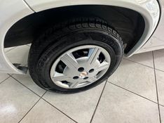 Chevrolet CLASSIC 1.0 MPFI LS 8V FLEX 4P MANUAL 2011/2012 CARRO AUTOMARCAS CAXIAS DO SUL / Carros no Vale