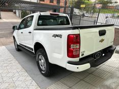 Chevrolet S10 2.8 16V TURBO DIESEL LS CD 4X4 MANUAL 2022/2023 CARRO AUTOMARCAS CAXIAS DO SUL / Carros no Vale