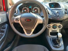 Ford FIESTA 1.6 SEL HATCH 16V FLEX 4P MANUAL 2017/2017 CARRO AUTOMARCAS CAXIAS DO SUL / Carros no Vale