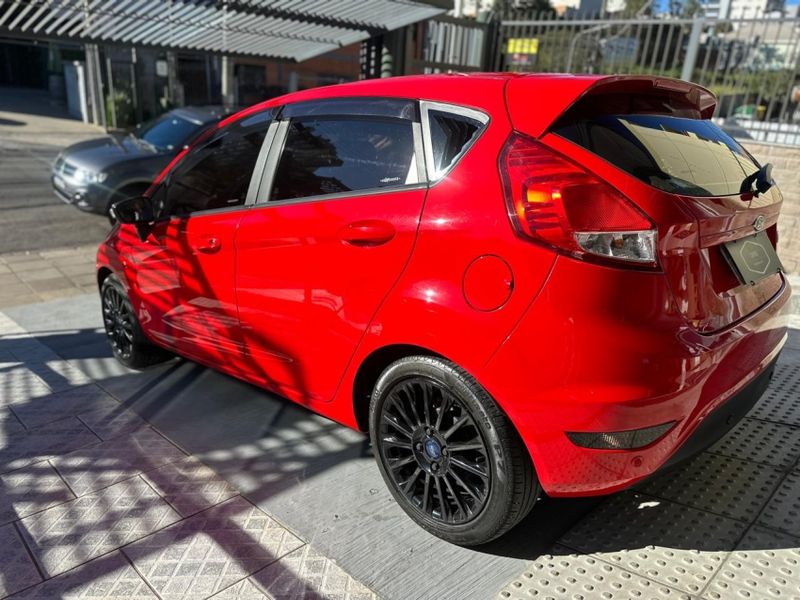 Ford FIESTA 1.6 SEL HATCH 16V FLEX 4P MANUAL 2017/2017 CARRO AUTOMARCAS CAXIAS DO SUL / Carros no Vale Ford FIESTA 1.6 SEL HATCH 16V FLEX 4P MANUAL 2017/2017 CARRO AUTOMARCAS CAXIAS DO SUL / Carros no Vale