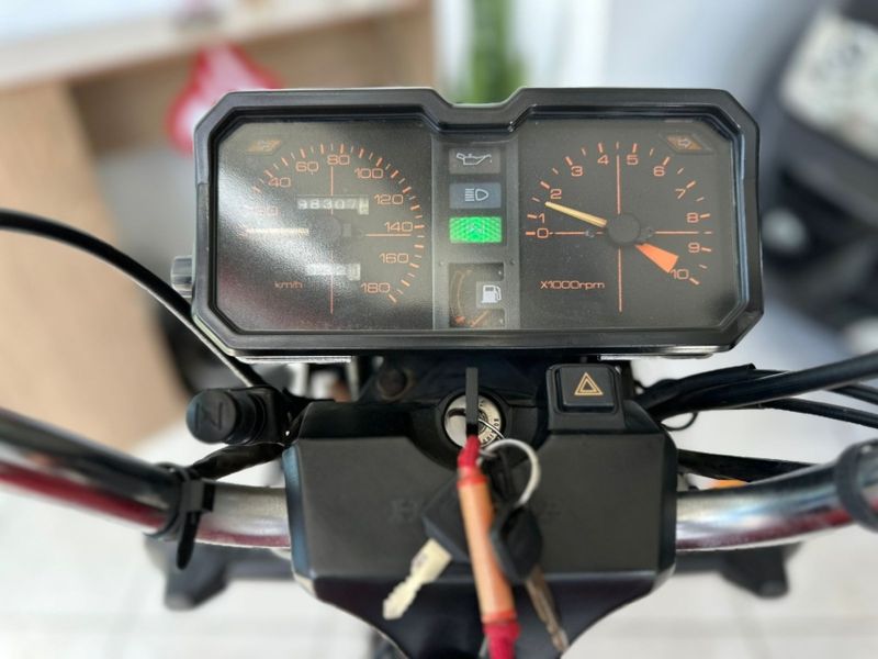 Honda Motos Cb 450 450 1985/1985 CARRO AUTOMARCAS CAXIAS DO SUL / Carros no Vale