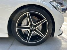 Mercedes-Benz C 250 2.0 CGI SPORT TURBO 16V GASOLINA 4P AUTOMÁTICO 2015/2016 CARRO AUTOMARCAS CAXIAS DO SUL / Carros no Vale