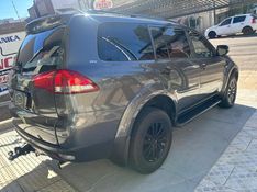 Mitsubishi PAJERO DAKAR 3.2 4X4 16V TURBO INTERCOOLER DIESEL 4P AUTOMÁTICO 2014/2015 CARRO AUTOMARCAS CAXIAS DO SUL / Carros no Vale