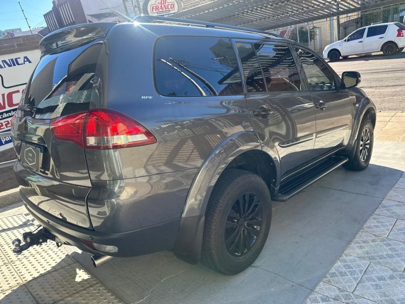 Mitsubishi PAJERO DAKAR 3.2 4X4 16V TURBO INTERCOOLER DIESEL 4P AUTOMÁTICO 2014/2015 CARRO AUTOMARCAS CAXIAS DO SUL / Carros no Vale Mitsubishi PAJERO DAKAR 3.2 4X4 16V TURBO INTERCOOLER DIESEL 4P AUTOMÁTICO 2014/2015 CARRO AUTOMARCAS CAXIAS DO SUL / Carros no Vale