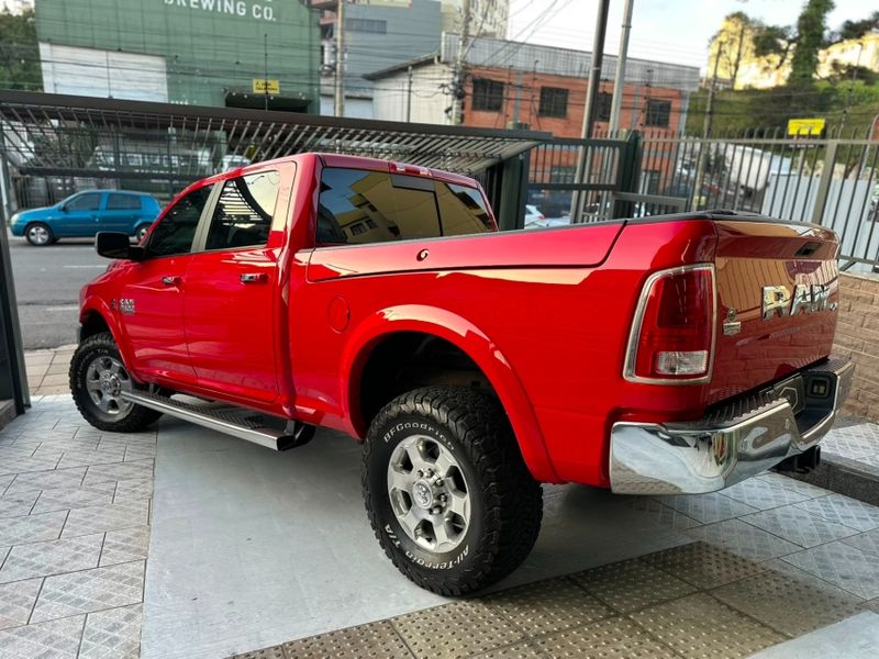 Ram 2500 6.7 LARAMIE 4X4 CD I6 TURBO DIESEL 4P AUTOMÁTICO 2016/2017 CARRO AUTOMARCAS CAXIAS DO SUL / Carros no Vale Ram 2500 6.7 LARAMIE 4X4 CD I6 TURBO DIESEL 4P AUTOMÁTICO 2016/2017 CARRO AUTOMARCAS CAXIAS DO SUL / Carros no Vale