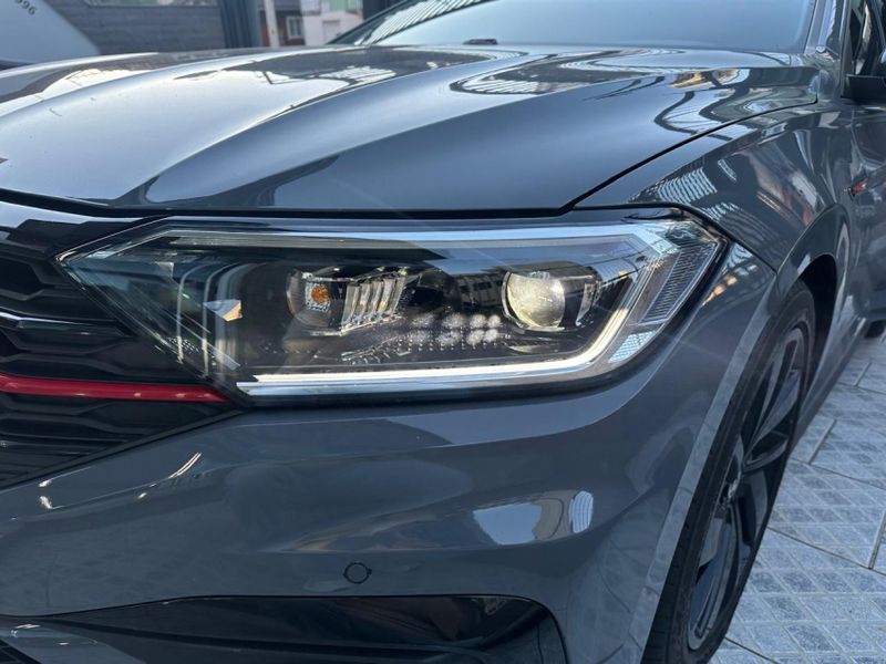 Volkswagen JETTA 2.0 350 TSI GASOLINA GLI DSG 2019/2019 CARRO AUTOMARCAS CAXIAS DO SUL / Carros no Vale