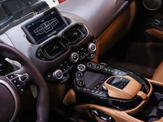 Aston Martin VANTAGE 4.0 V8 TURBO GASOLINA COUPÉ AUTOMÁTICO 2022/2023 VIA BELLA VEÍCULOS ESPECIAIS CAXIAS DO SUL / Carros no Vale