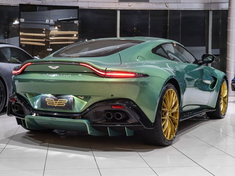 Aston Martin VANTAGE 4.0 V8 TURBO GASOLINA COUPÉ AUTOMÁTICO 2022/2023 VIA BELLA VEÍCULOS ESPECIAIS CAXIAS DO SUL / Carros no Vale Aston Martin VANTAGE 4.0 V8 TURBO GASOLINA COUPÉ AUTOMÁTICO 2022/2023 VIA BELLA VEÍCULOS ESPECIAIS CAXIAS DO SUL / Carros no Vale