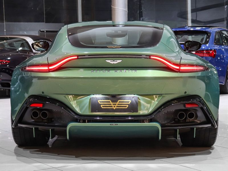 Aston Martin VANTAGE 4.0 V8 TURBO GASOLINA COUPÉ AUTOMÁTICO 2022/2023 VIA BELLA VEÍCULOS ESPECIAIS CAXIAS DO SUL / Carros no Vale Aston Martin VANTAGE 4.0 V8 TURBO GASOLINA COUPÉ AUTOMÁTICO 2022/2023 VIA BELLA VEÍCULOS ESPECIAIS CAXIAS DO SUL / Carros no Vale