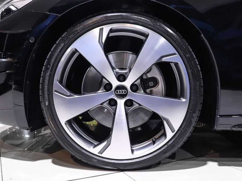 Audi A5 2.0 TFSI GASOLINA PERFORMANCE S EDITION QUATTRO S TRONIC 2025/2025 VIA BELLA VEÍCULOS ESPECIAIS CAXIAS DO SUL / Carros no Vale Audi A5 2.0 TFSI GASOLINA PERFORMANCE S EDITION QUATTRO S TRONIC 2025/2025 VIA BELLA VEÍCULOS ESPECIAIS CAXIAS DO SUL / Carros no Vale