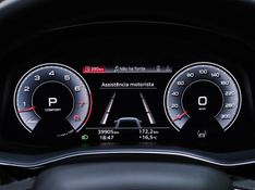 Audi Q8 3.0 TFSI GASOLINA PERFORMANCE BLACK QUATTRO TIPTRONIC 2022/2022 VIA BELLA VEÍCULOS ESPECIAIS CAXIAS DO SUL / Carros no Vale