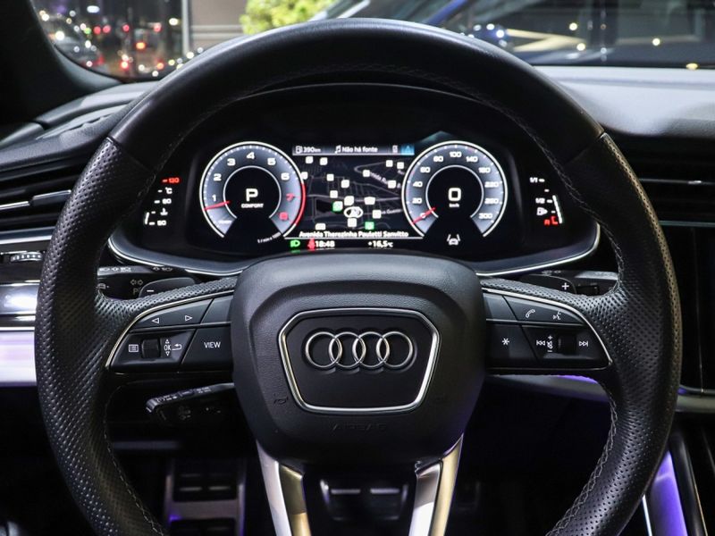 Audi Q8 3.0 TFSI GASOLINA PERFORMANCE BLACK QUATTRO TIPTRONIC 2022/2022 VIA BELLA VEÍCULOS ESPECIAIS CAXIAS DO SUL / Carros no Vale Audi Q8 3.0 TFSI GASOLINA PERFORMANCE BLACK QUATTRO TIPTRONIC 2022/2022 VIA BELLA VEÍCULOS ESPECIAIS CAXIAS DO SUL / Carros no Vale