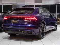 Audi Q8 3.0 TFSI GASOLINA PERFORMANCE BLACK QUATTRO TIPTRONIC 2022/2022 VIA BELLA VEÍCULOS ESPECIAIS CAXIAS DO SUL / Carros no Vale