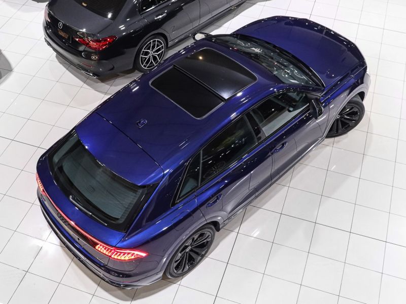 Audi Q8 3.0 TFSI GASOLINA PERFORMANCE BLACK QUATTRO TIPTRONIC 2022/2022 VIA BELLA VEÍCULOS ESPECIAIS CAXIAS DO SUL / Carros no Vale Audi Q8 3.0 TFSI GASOLINA PERFORMANCE BLACK QUATTRO TIPTRONIC 2022/2022 VIA BELLA VEÍCULOS ESPECIAIS CAXIAS DO SUL / Carros no Vale