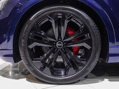 Audi Q8 3.0 TFSI GASOLINA PERFORMANCE BLACK QUATTRO TIPTRONIC 2022/2022 VIA BELLA VEÍCULOS ESPECIAIS CAXIAS DO SUL / Carros no Vale
