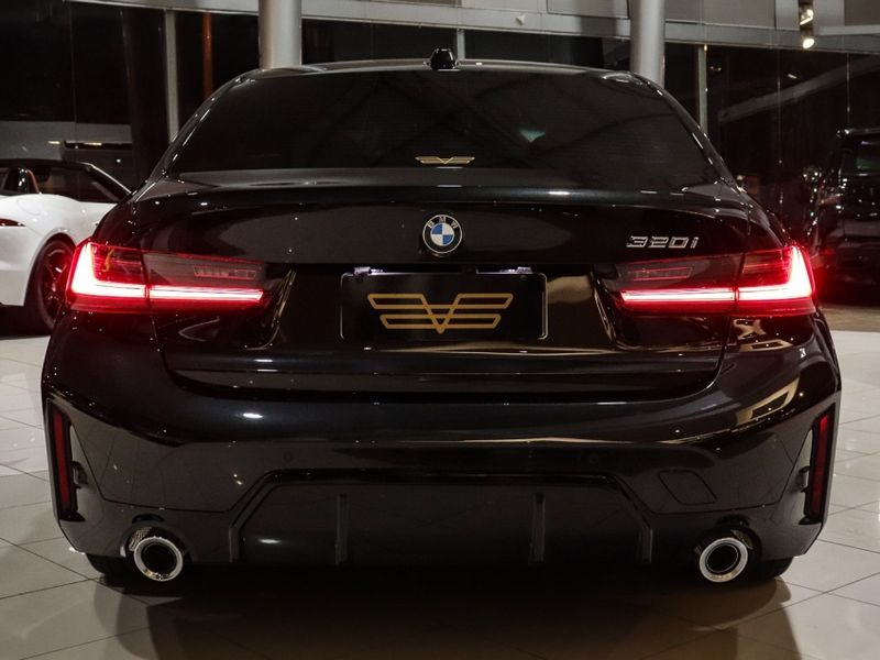 BMW 320i 2.0 16V TURBO FLEX M SPORT AUTOMÁTICO 2023/2024 VIA BELLA VEÍCULOS ESPECIAIS CAXIAS DO SUL / Carros no Vale BMW 320i 2.0 16V TURBO FLEX M SPORT AUTOMÁTICO 2023/2024 VIA BELLA VEÍCULOS ESPECIAIS CAXIAS DO SUL / Carros no Vale