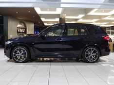 BMW X5 3.0 I6 TURBO HÍBRIDO XDRIVE50E M SPORT AUTOMÁTICO 2025/2025 VIA BELLA VEÍCULOS ESPECIAIS CAXIAS DO SUL / Carros no Vale