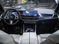 BMW X5 3.0 I6 TURBO HÍBRIDO XDRIVE50E M SPORT AUTOMÁTICO 2025/2025 VIA BELLA VEÍCULOS ESPECIAIS CAXIAS DO SUL / Carros no Vale