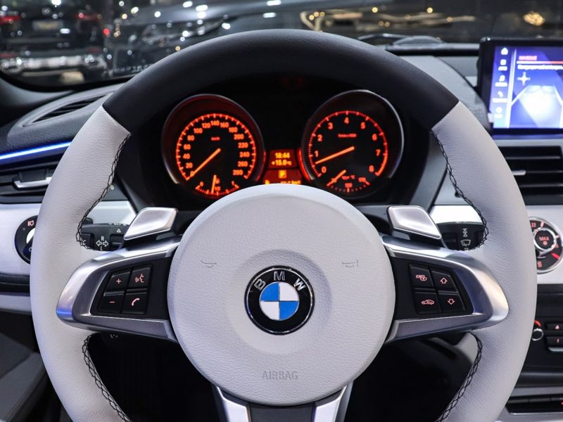 BMW Z4 3.0 I6 TURBO GASOLINA SDRIVE35I DCT 2010/2011 VIA BELLA VEÍCULOS ESPECIAIS CAXIAS DO SUL / Carros no Vale BMW Z4 3.0 I6 TURBO GASOLINA SDRIVE35I DCT 2010/2011 VIA BELLA VEÍCULOS ESPECIAIS CAXIAS DO SUL / Carros no Vale