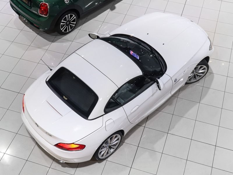 BMW Z4 3.0 I6 TURBO GASOLINA SDRIVE35I DCT 2010/2011 VIA BELLA VEÍCULOS ESPECIAIS CAXIAS DO SUL / Carros no Vale BMW Z4 3.0 I6 TURBO GASOLINA SDRIVE35I DCT 2010/2011 VIA BELLA VEÍCULOS ESPECIAIS CAXIAS DO SUL / Carros no Vale