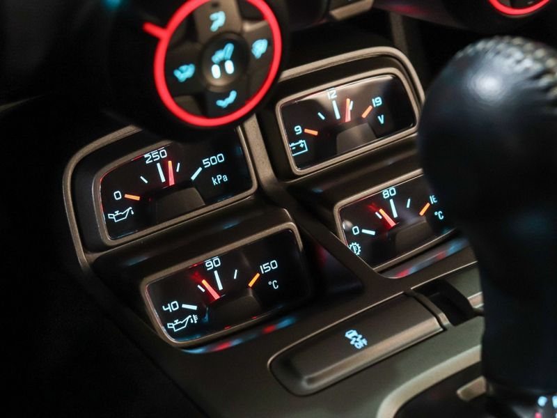 Chevrolet CAMARO 6.2 V8 GASOLINA SS AUTOMÁTICO 2012/2012 VIA BELLA VEÍCULOS ESPECIAIS CAXIAS DO SUL / Carros no Vale