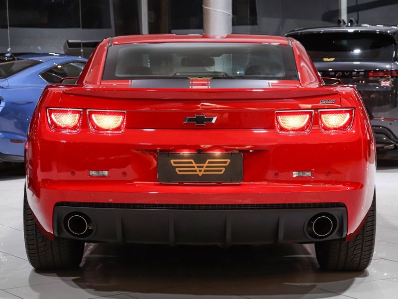 Chevrolet CAMARO 6.2 V8 GASOLINA SS AUTOMÁTICO 2012/2012 VIA BELLA VEÍCULOS ESPECIAIS CAXIAS DO SUL / Carros no Vale