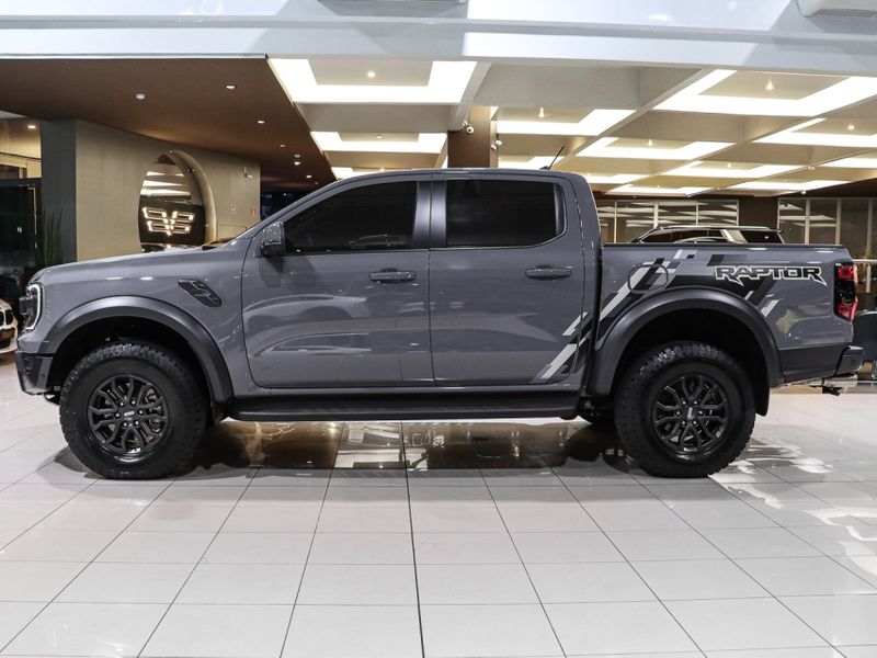 Ford RANGER 3.0 V6 TURBO GASOLINA RAPTOR 4X4 AUTOMÁTICO 2023/2024 VIA BELLA VEÍCULOS ESPECIAIS CAXIAS DO SUL / Carros no Vale Ford RANGER 3.0 V6 TURBO GASOLINA RAPTOR 4X4 AUTOMÁTICO 2023/2024 VIA BELLA VEÍCULOS ESPECIAIS CAXIAS DO SUL / Carros no Vale