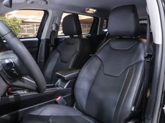 JEEP COMPASS 1.3 T270 TURBO FLEX LIMITED AT6 2021/2022 VIA BELLA VEÍCULOS ESPECIAIS CAXIAS DO SUL / Carros no Vale