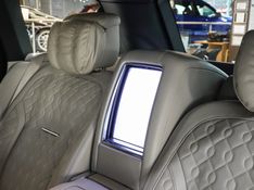 Land Rover RANGE ROVER VOGUE 5.0 SV AUTOBIOGRAPHY LWB SUPERCHARGED 4X4 V8 32V GASOLINA 4P AUTOMÁTICO 2019/2020 VIA BELLA VEÍCULOS ESPECIAIS CAXIAS DO SUL / Carros no Vale