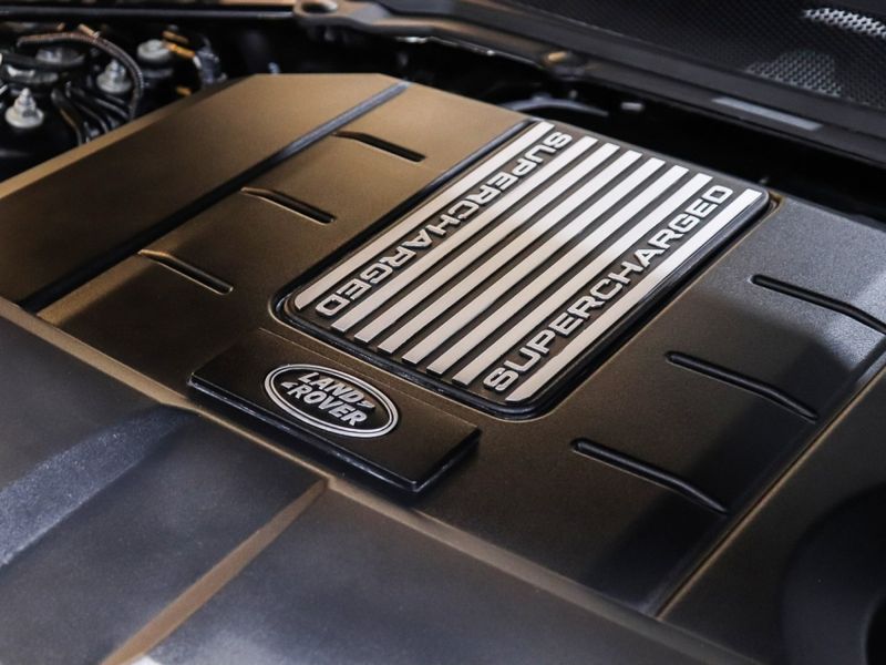 Land Rover RANGE ROVER VOGUE 5.0 SV AUTOBIOGRAPHY LWB SUPERCHARGED 4X4 V8 32V GASOLINA 4P AUTOMÁTICO 2019/2020 VIA BELLA VEÍCULOS ESPECIAIS CAXIAS DO SUL / Carros no Vale Land Rover RANGE ROVER VOGUE 5.0 SV AUTOBIOGRAPHY LWB SUPERCHARGED 4X4 V8 32V GASOLINA 4P AUTOMÁTICO 2019/2020 VIA BELLA VEÍCULOS ESPECIAIS CAXIAS DO SUL / Carros no Vale