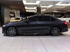 Mercedes-Benz C 300 2.0 EQ BOOST HÍBRIDO AMG LINE 9G-TRONIC 2021/2022 VIA BELLA VEÍCULOS ESPECIAIS CAXIAS DO SUL / Carros no Vale