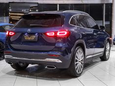 Mercedes-Benz GLA 200 1.3 GCI GASOLINA AMG LINE 7G-DCT 2022/2022 VIA BELLA VEÍCULOS ESPECIAIS CAXIAS DO SUL / Carros no Vale
