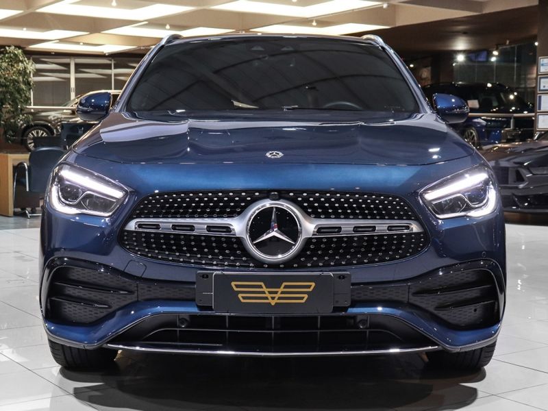 Mercedes-Benz GLA 200 1.3 GCI GASOLINA AMG LINE 7G-DCT 2022/2022 VIA BELLA VEÍCULOS ESPECIAIS CAXIAS DO SUL / Carros no Vale Mercedes-Benz GLA 200 1.3 GCI GASOLINA AMG LINE 7G-DCT 2022/2022 VIA BELLA VEÍCULOS ESPECIAIS CAXIAS DO SUL / Carros no Vale