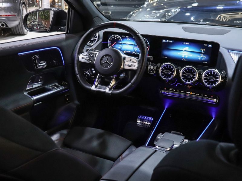Mercedes-Benz GLA 35 AMG 2.0 CGI GASOLINA 4MATIC SPEEDSHIFT 2022/2022 VIA BELLA VEÍCULOS ESPECIAIS CAXIAS DO SUL / Carros no Vale Mercedes-Benz GLA 35 AMG 2.0 CGI GASOLINA 4MATIC SPEEDSHIFT 2022/2022 VIA BELLA VEÍCULOS ESPECIAIS CAXIAS DO SUL / Carros no Vale