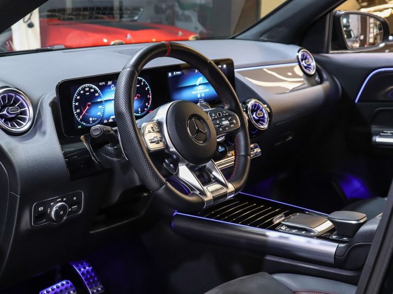 Mercedes-Benz GLA 35 AMG 2.0 CGI GASOLINA 4MATIC SPEEDSHIFT 2022/2022 VIA BELLA VEÍCULOS ESPECIAIS CAXIAS DO SUL / Carros no Vale Mercedes-Benz GLA 35 AMG 2.0 CGI GASOLINA 4MATIC SPEEDSHIFT 2022/2022 VIA BELLA VEÍCULOS ESPECIAIS CAXIAS DO SUL / Carros no Vale
