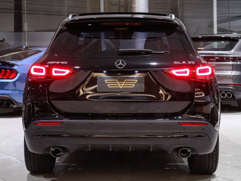 Mercedes-Benz GLA 35 AMG 2.0 CGI GASOLINA 4MATIC SPEEDSHIFT 2022/2022 VIA BELLA VEÍCULOS ESPECIAIS CAXIAS DO SUL / Carros no Vale Mercedes-Benz GLA 35 AMG 2.0 CGI GASOLINA 4MATIC SPEEDSHIFT 2022/2022 VIA BELLA VEÍCULOS ESPECIAIS CAXIAS DO SUL / Carros no Vale