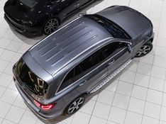 Mercedes-Benz GLC 220d 2.0 TURBO DIESEL OFF-ROAD 9G-TRONIC 2022/2022 VIA BELLA VEÍCULOS ESPECIAIS CAXIAS DO SUL / Carros no Vale
