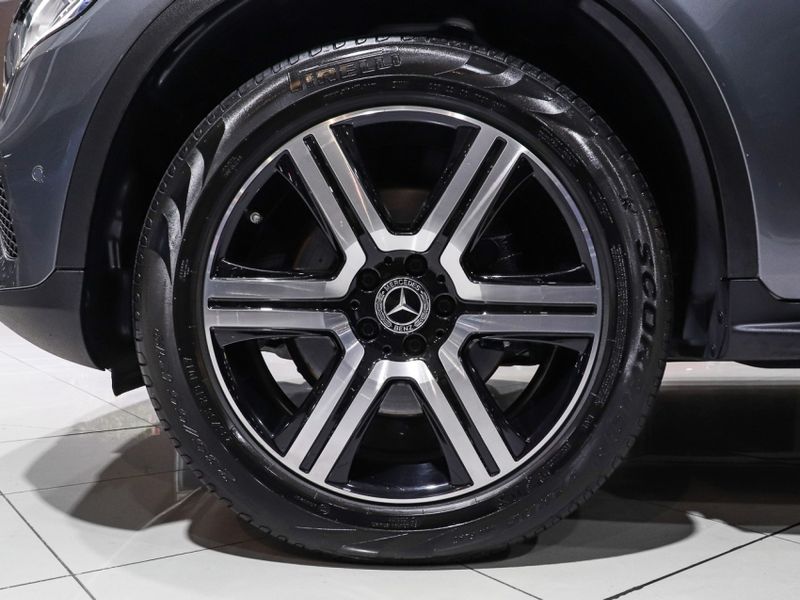 Mercedes-Benz GLC 220d 2.0 TURBO DIESEL OFF-ROAD 9G-TRONIC 2022/2022 VIA BELLA VEÍCULOS ESPECIAIS CAXIAS DO SUL / Carros no Vale Mercedes-Benz GLC 220d 2.0 TURBO DIESEL OFF-ROAD 9G-TRONIC 2022/2022 VIA BELLA VEÍCULOS ESPECIAIS CAXIAS DO SUL / Carros no Vale