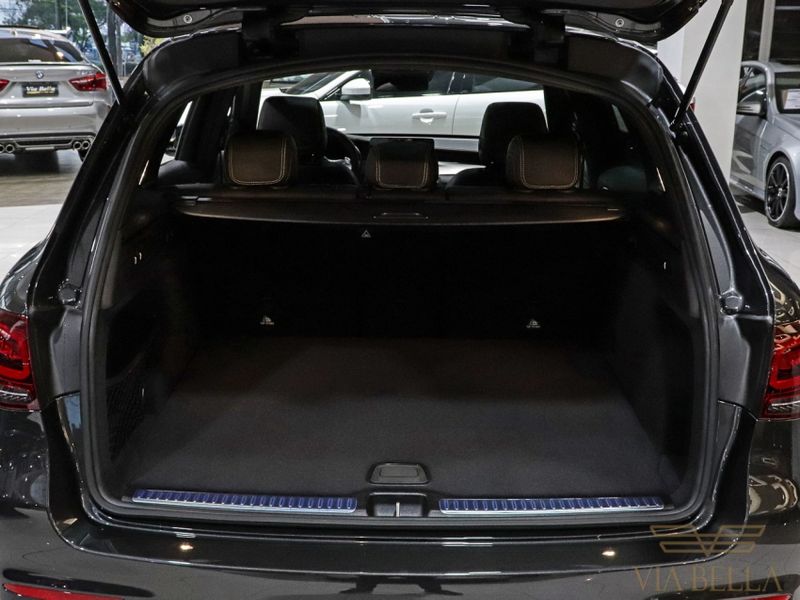 Mercedes-Benz GLC 63 AMG 4.0 V8 TURBO GASOLINA 4MATIC+ SPEEDSHIFT 2020/2020 VIA BELLA VEÍCULOS ESPECIAIS CAXIAS DO SUL / Carros no Vale Mercedes-Benz GLC 63 AMG 4.0 V8 TURBO GASOLINA 4MATIC+ SPEEDSHIFT 2020/2020 VIA BELLA VEÍCULOS ESPECIAIS CAXIAS DO SUL / Carros no Vale