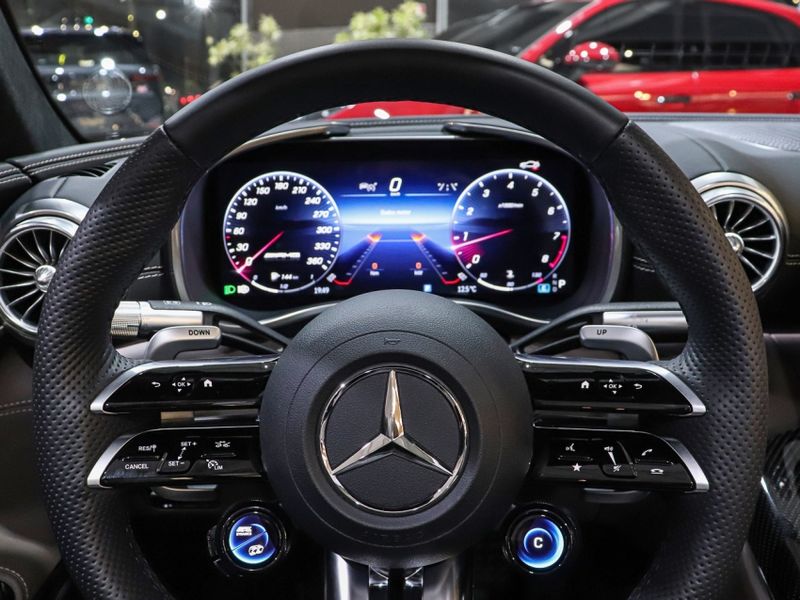 Mercedes-Benz SL 63 AMG 4.0 V8 TURBO GASOLINA ROADSTER 4MATIC+ SPEEDSHIFT 2022/2022 VIA BELLA VEÍCULOS ESPECIAIS CAXIAS DO SUL / Carros no Vale Mercedes-Benz SL 63 AMG 4.0 V8 TURBO GASOLINA ROADSTER 4MATIC+ SPEEDSHIFT 2022/2022 VIA BELLA VEÍCULOS ESPECIAIS CAXIAS DO SUL / Carros no Vale