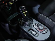 Mini COOPER SE EXCLUSIVE 2P ELÉTRICO 2021/2022 VIA BELLA VEÍCULOS ESPECIAIS CAXIAS DO SUL / Carros no Vale