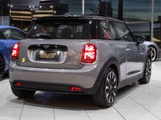 Mini COOPER SE EXCLUSIVE 2P ELÉTRICO 2021/2022 VIA BELLA VEÍCULOS ESPECIAIS CAXIAS DO SUL / Carros no Vale