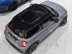 Mini COOPER SE EXCLUSIVE 2P ELÉTRICO 2021/2022 VIA BELLA VEÍCULOS ESPECIAIS CAXIAS DO SUL / Carros no Vale