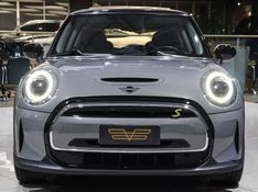 Mini COOPER SE EXCLUSIVE 2P ELÉTRICO 2021/2022 VIA BELLA VEÍCULOS ESPECIAIS CAXIAS DO SUL / Carros no Vale