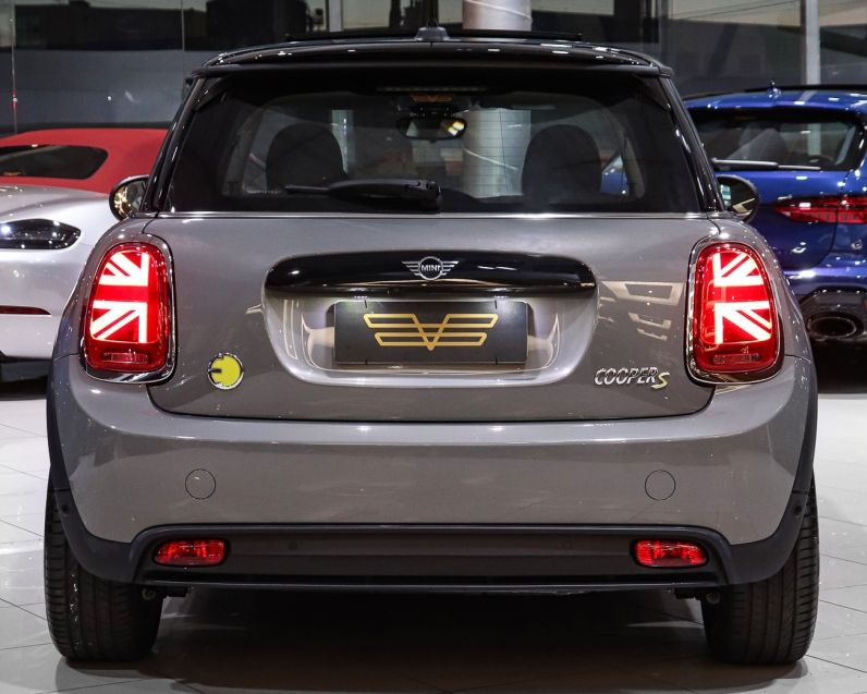 Mini COOPER SE EXCLUSIVE 2P ELÉTRICO 2021/2022 VIA BELLA VEÍCULOS ESPECIAIS CAXIAS DO SUL / Carros no Vale Mini COOPER SE EXCLUSIVE 2P ELÉTRICO 2021/2022 VIA BELLA VEÍCULOS ESPECIAIS CAXIAS DO SUL / Carros no Vale