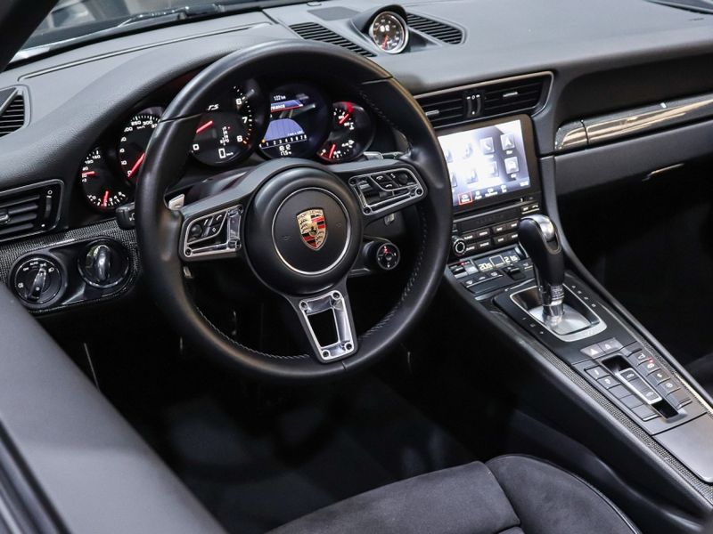 Porsche 911 3.0 24V H6 GASOLINA TARGA 4 GTS PDK 2019/2019 VIA BELLA VEÍCULOS ESPECIAIS CAXIAS DO SUL / Carros no Vale