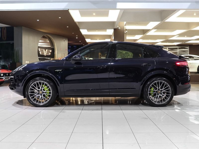 Porsche CAYENNE 3.0 V6 E-HYBRID COUPÉ AWD TIPTRONIC S 2021/2021 VIA BELLA VEÍCULOS ESPECIAIS CAXIAS DO SUL / Carros no Vale