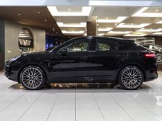 Porsche CAYENNE 3.0 V6 E-HYBRID COUPÉ PLATINUM EDITION AWD TIPTRONIC S 2022/2023 VIA BELLA VEÍCULOS ESPECIAIS CAXIAS DO SUL / Carros no Vale